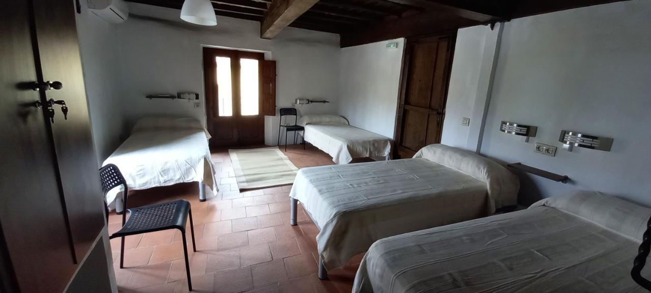 Albergue Turistico "San Blas" De Oliva De Plasencia 外观 照片