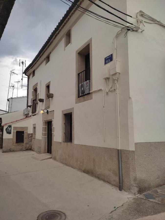 Albergue Turistico "San Blas" De Oliva De Plasencia 外观 照片