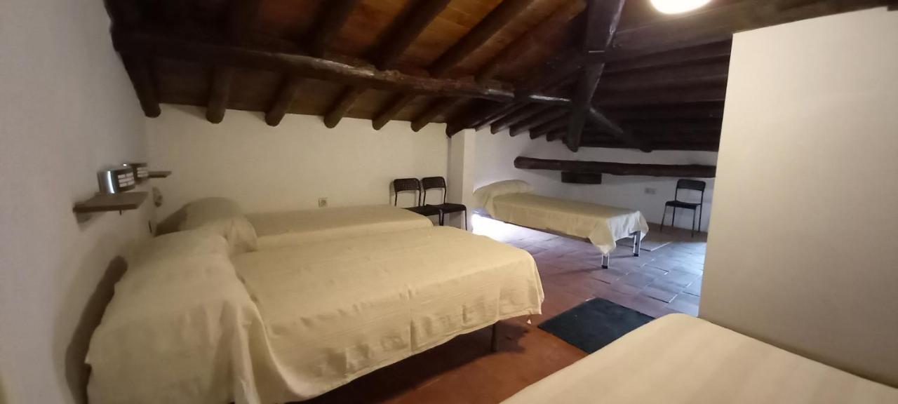 Albergue Turistico "San Blas" De Oliva De Plasencia 外观 照片